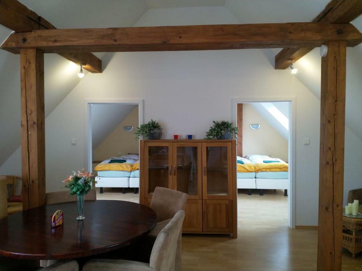 Camping & Guest House Pliskovice Mirovice Extérieur photo